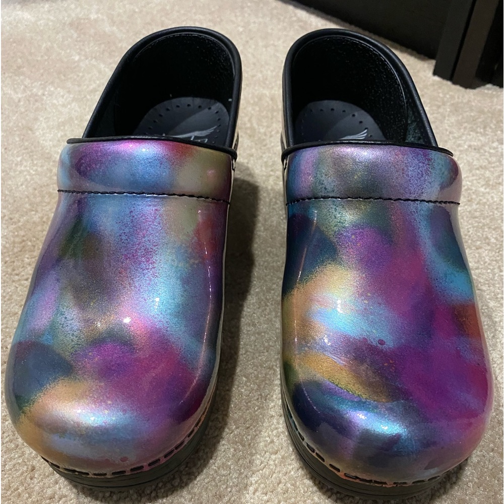 Dansko pro watercolor clogs. NWOT. Size 36 (women’s 6)